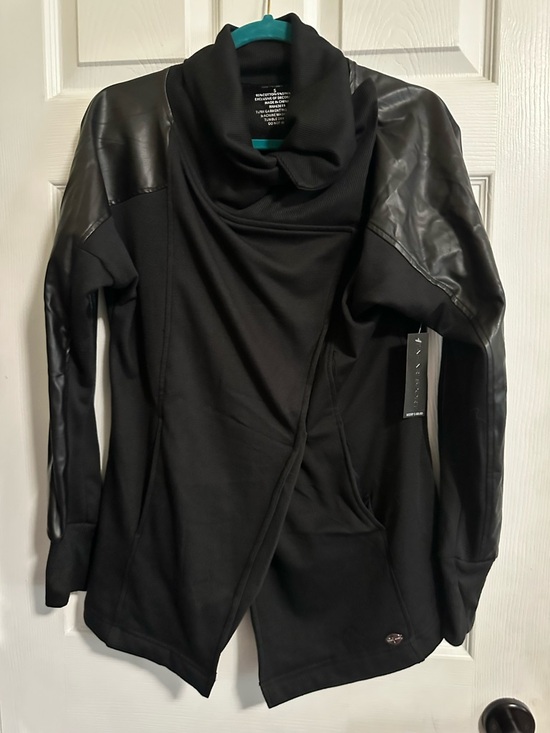 Tahari Jackets & Blazers - JACKET BY TAHARI Sport Women's Long Sleeve  Faux Leather Size S NWT MSRP $ 88